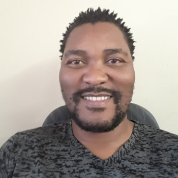 Bee Jay Moloi